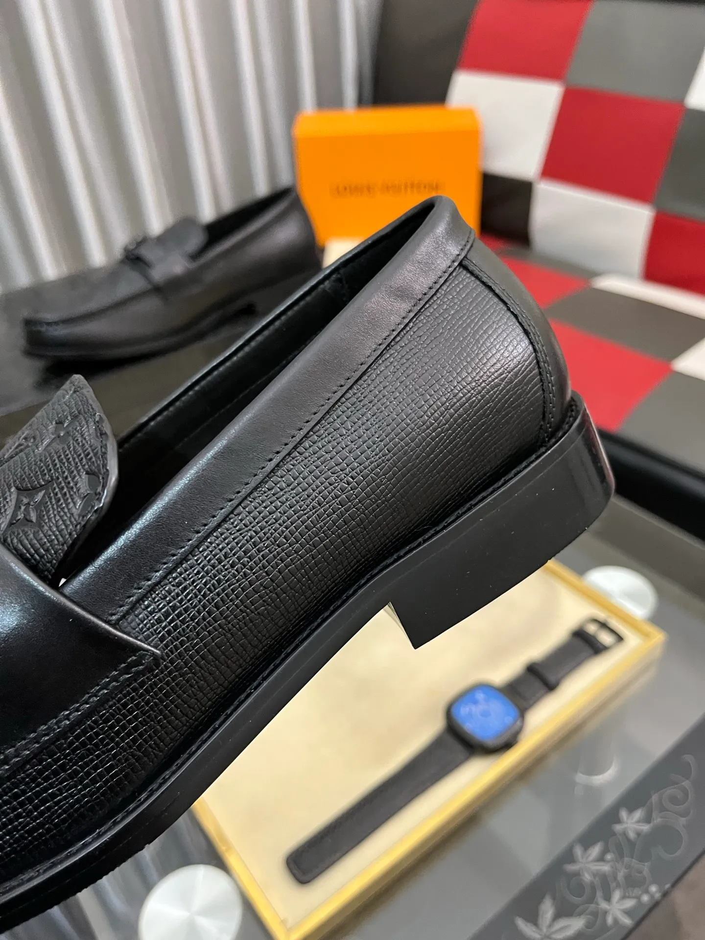 Men's Men's Shoes Men's Men's Shoes 💰520⌚️⌚️[LV] The most popular classic Louis Vuitton leather shoes. Synchronized with the official website, the upper adopts Italian imported upper embossing➕comfortable cowhide lining, fashionable atmosphere, unique brand and unique craftsmanship. Highlighting the hot style of the new year. Stop hesitating, stop wandering, get it now. Code number: 38--44. 3️⃣colors available